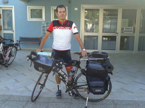 Beniamino, 400 km in sella sulla ciclovia adriatica: �Ma la Puglia � ancora indietro�